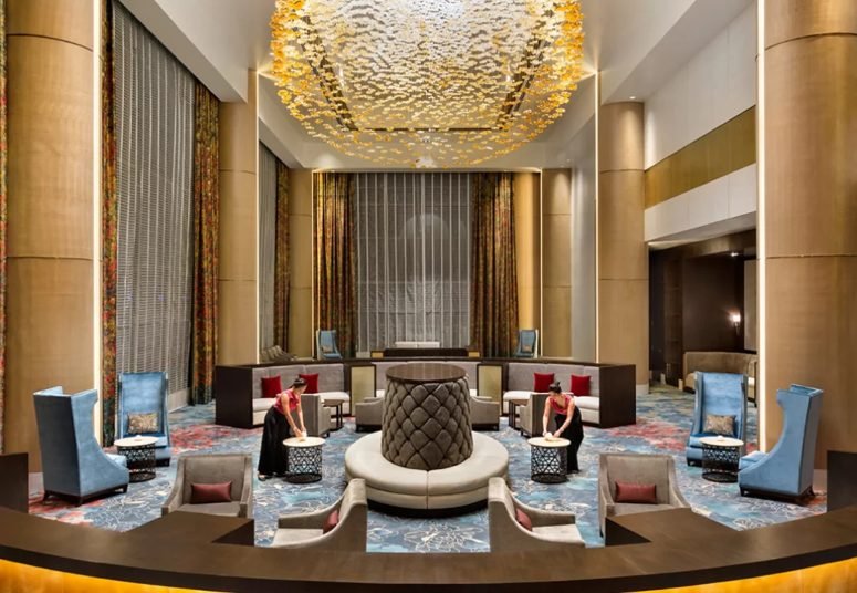 Hotels & Serviced Apartments
